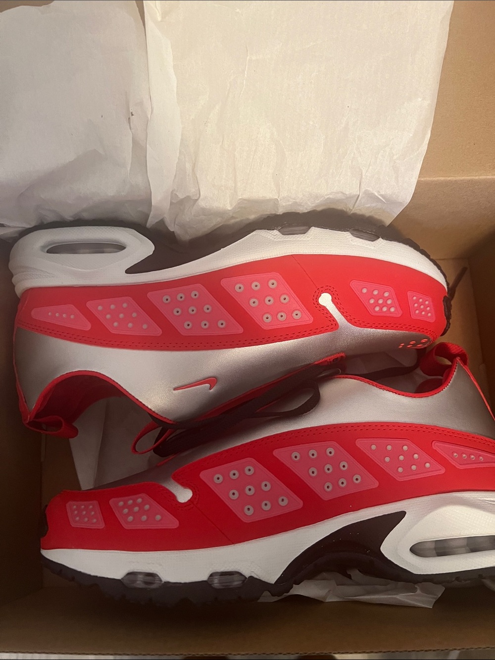 Women Athletic Shoes in Red and Silver - Lightweight Support